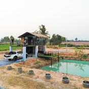 บ้านสวนคันทรี มาพร้อมลานเปิดโล่งรับลมริมสระน้ำ 1 ห้องนอน 1 ห้องน้ำ งบก่อสร้าง 350000 บาท