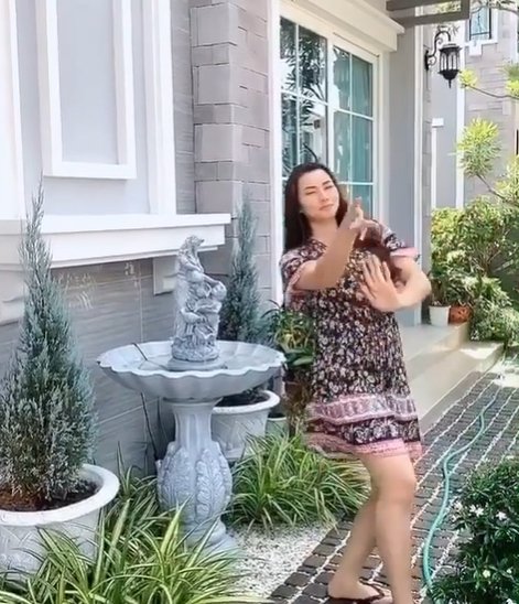 เปิด "บ้านข้าวทิพย์ ธิดาดิน" ของขวัญวันเกิดให้ตัวเอง และชีวิต 12 ปีในวงการ