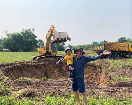 เริ่มแล้ว “เกลือ เป็นต่อ” วางแผนทำ “ฟาร์มอีหลี” พื้นที่เกษตรสำหรับครอบครัว