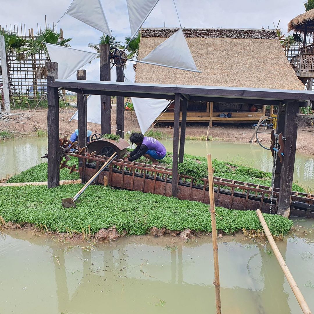 "ครูลิลลี่" สร้างอาณาจักรย่านรังสิต รวมสถานที่ปฏิบัติธรรม พิพิธภัณฑ์ และร้านอาหารไว้ที่เดียวกัน