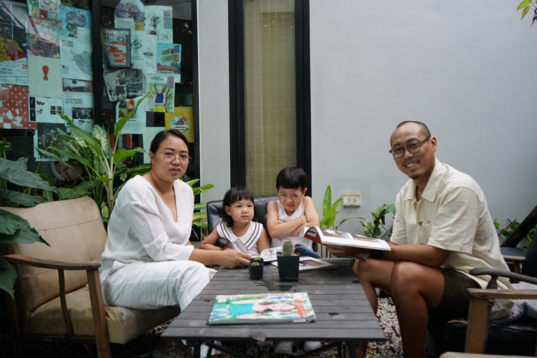 บ้านสไตล์ลอฟต์กลางป่าหลังนี้ของเราไม่เคยเหงา