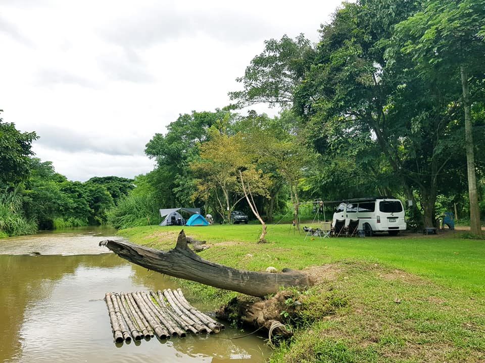 ใช้ชีวิตแคมป์ปิ้งสบายๆ ดัดแปลงรถตู้ใช้งานปิคนิคนอกบ้าน นอนฟังเสียงธรรมชาติ