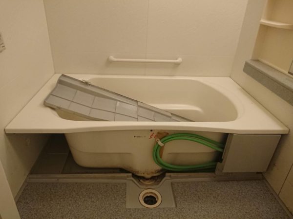 พาไปส่องข้อดี ข้อเสียของห้องน้ำสำเร็จรูปแบบญี่ปุ่น
