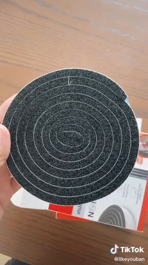 หนุ่มรีวิว “เทปป้องกันเสียงนอกบ้าน” ของดีที่บ้านติดถนน หรือติดสนามบินต้องมีไว้