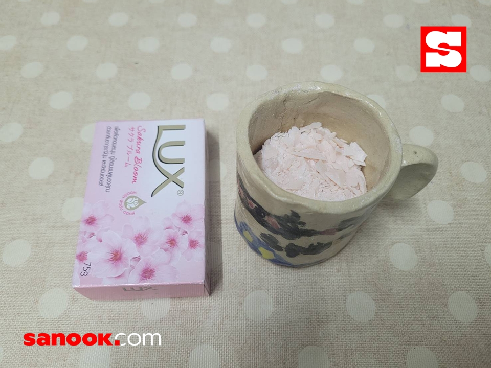 ไม่ตกเทรนด์ขูดสบู่ เช็กความหอมสบู่ก้อน หอมมากหอมน้อย ลองทำกันดู