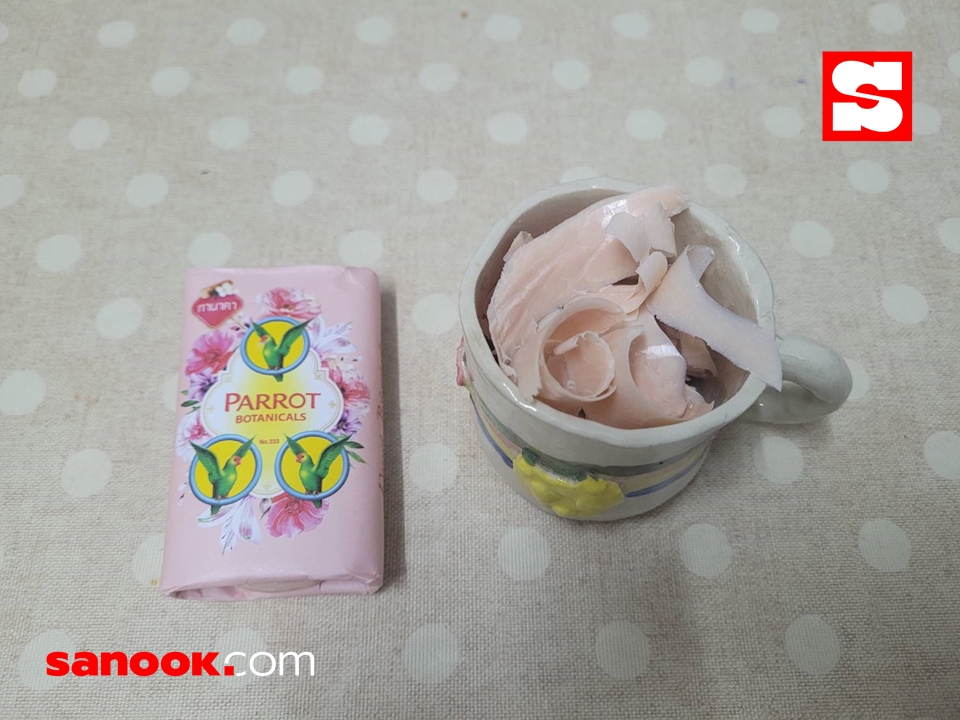 ไม่ตกเทรนด์ขูดสบู่ เช็กความหอมสบู่ก้อน หอมมากหอมน้อย ลองทำกันดู