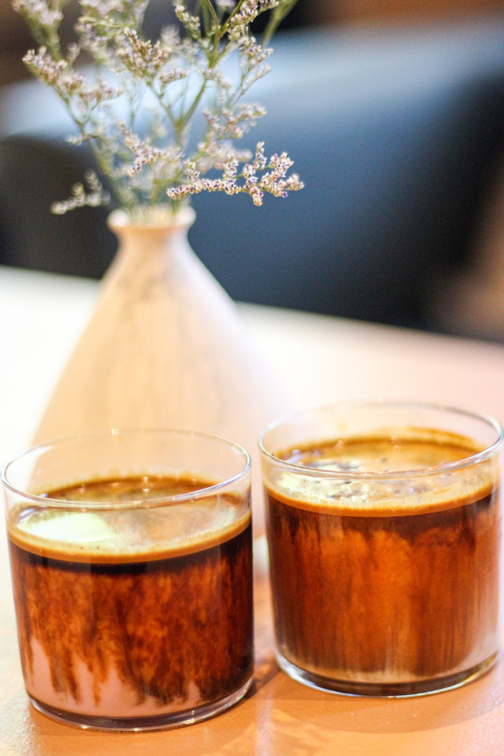 CPSCOFFEE คาเฟ่ที่นำจุดวงกลมมาเล่าในภาษาการออกแบบได้อย่างกลมกล่อม