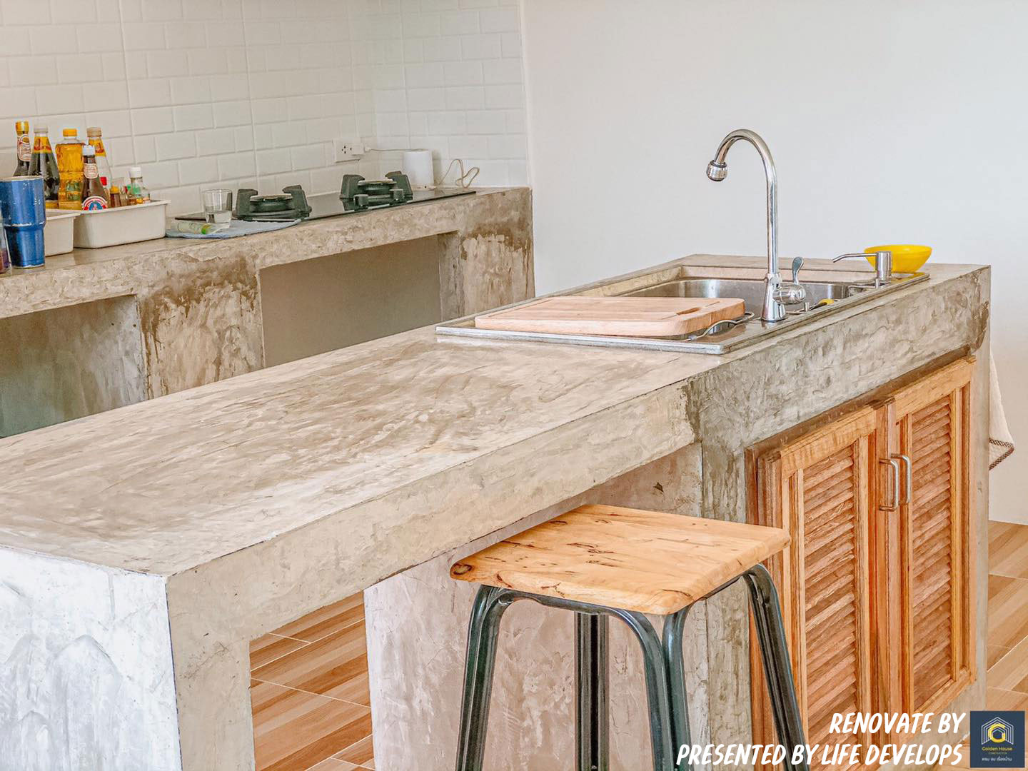 พาชม ผลงานการรีโนเวท “บ้านกลางทุ่งนา” พร้อมบรรยากาศตกแต่งภายในแบบมินิมอล