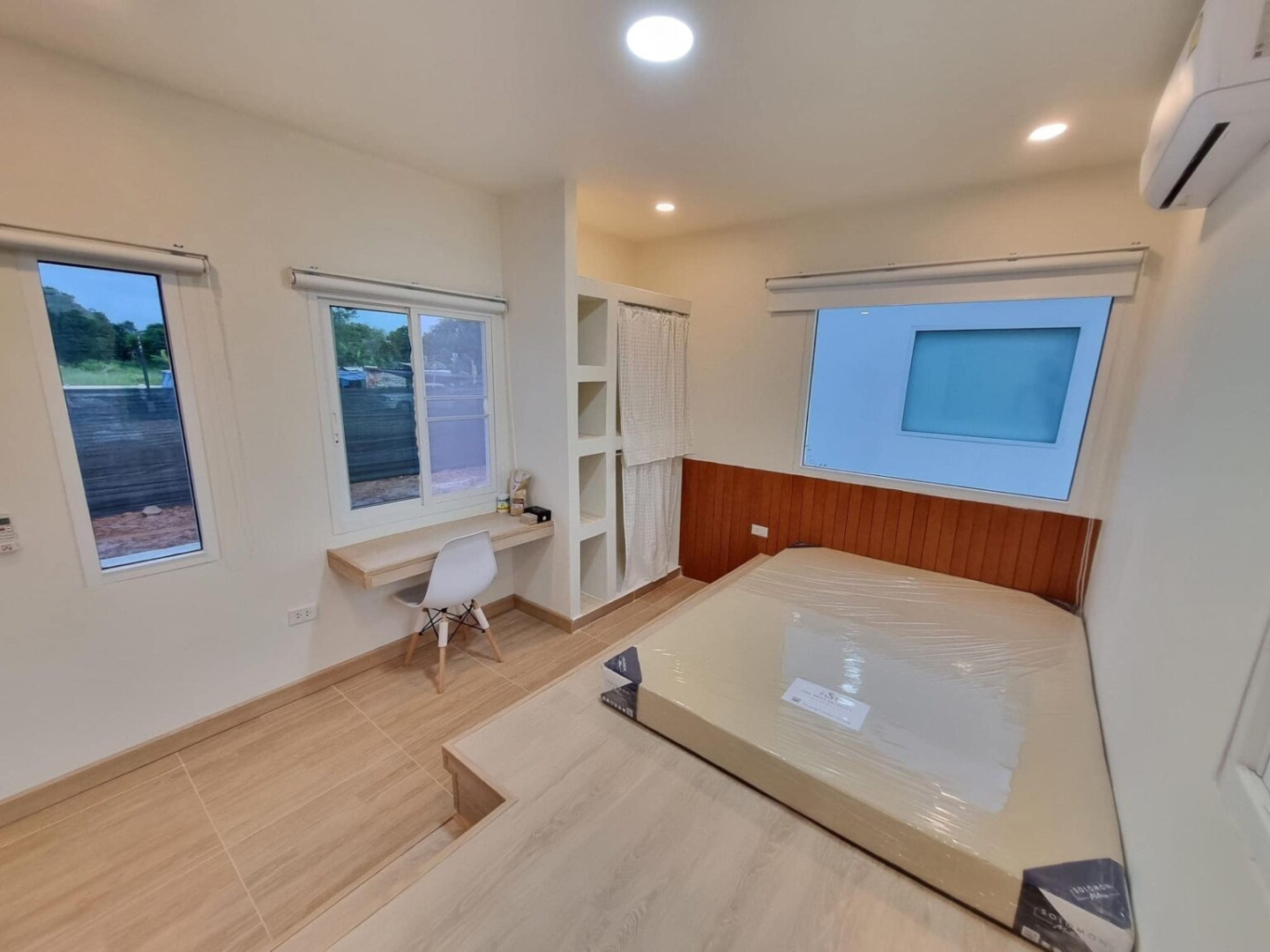 ห้องพักสไตล์มินิมอลตกแต่งอบอุ่นน่ารัก ฟังก์ชั่นใช้สอยครบงบหลังละ 330000 บาท