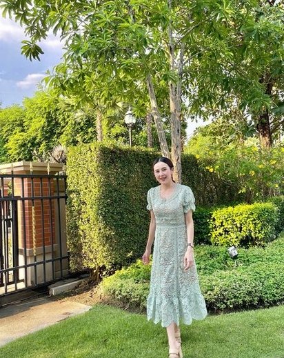 บ้านสุดหรูของ "แยม ธมลพรรณ์" อดีตนางเอกละครพื้นบ้าน ที่เพิ่งหนีตายจากเหตุไฟไหม้โรงแรม