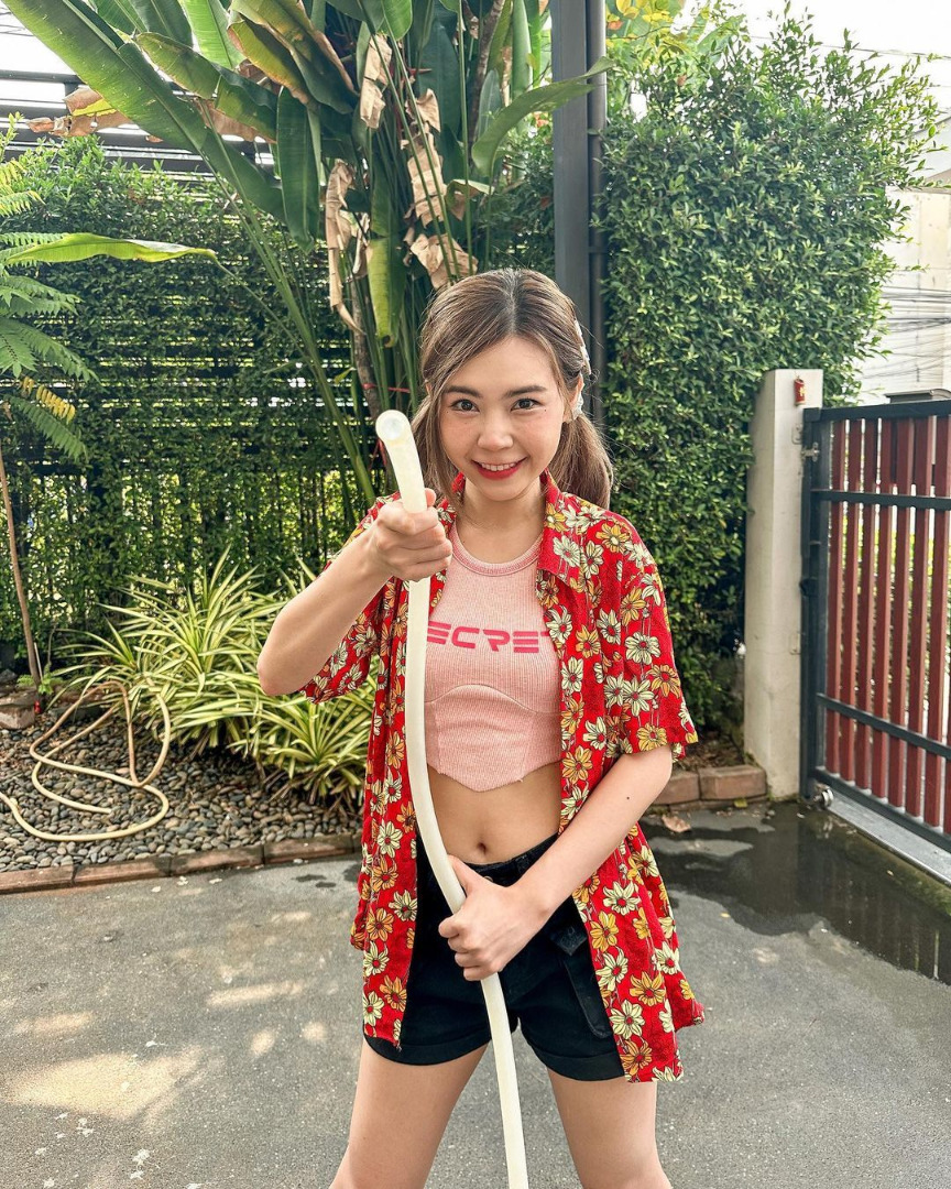 แป้ง นัยรัตน์