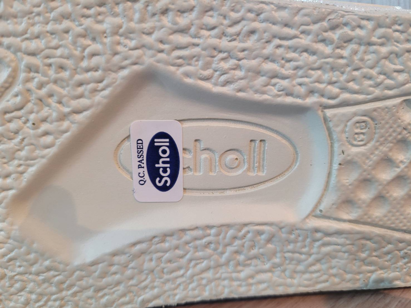 รองเท้า scholl