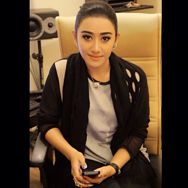 แอน มิตรชัย