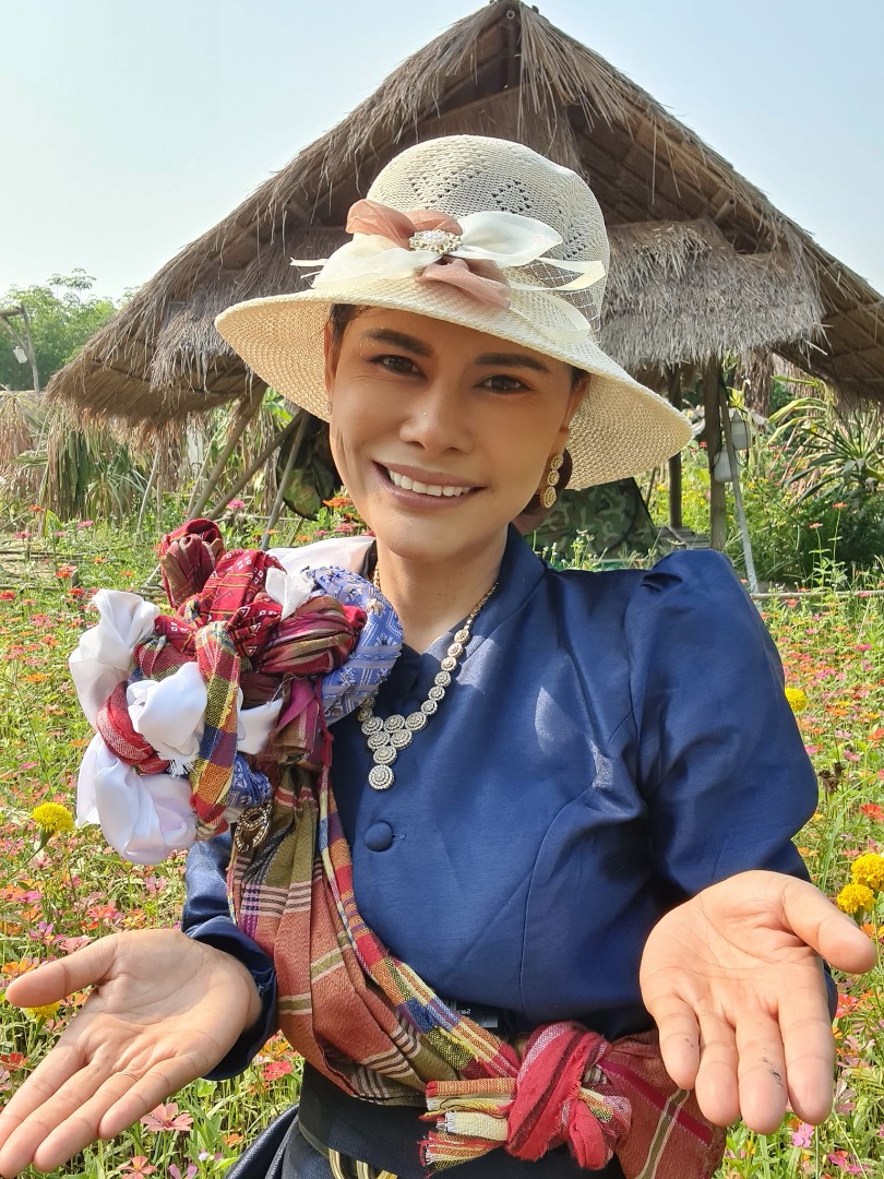 พัฒนาการแฟชั่น "น้องหญิง" คลื่นพลังบุญ ดีไซน์จากจิตวิญญาณ "ผู้ส่งสาร"