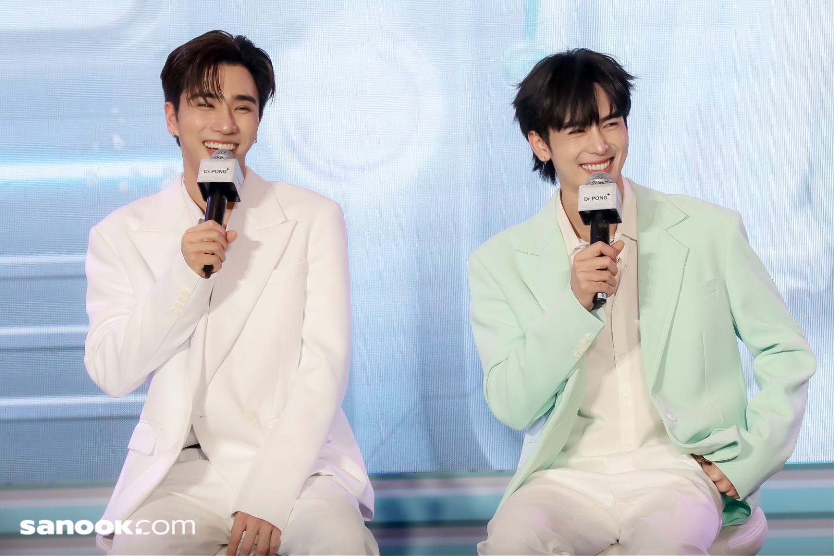 “เพิร์ธ-แซนต้า” นั่งแท่นพรีเซนเตอร์ Dr.PONG ดันยอดปัง เสิร์ฟสกินแคร์ยุคใหม่