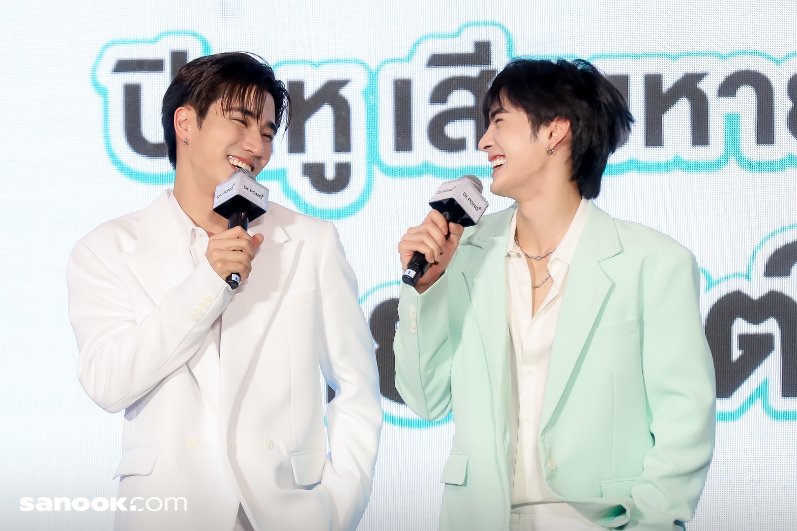 “เพิร์ธ-แซนต้า” นั่งแท่นพรีเซนเตอร์ Dr.PONG ดันยอดปัง เสิร์ฟสกินแคร์ยุคใหม่