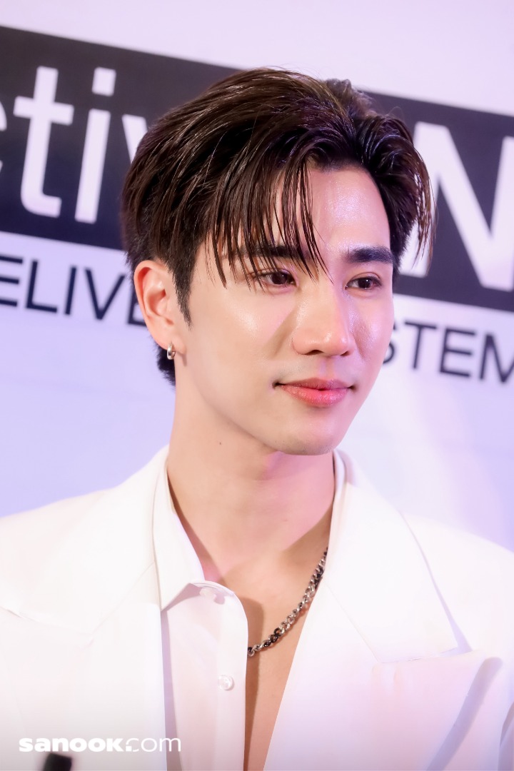 “เพิร์ธ-แซนต้า” นั่งแท่นพรีเซนเตอร์ Dr.PONG ดันยอดปัง เสิร์ฟสกินแคร์ยุคใหม่