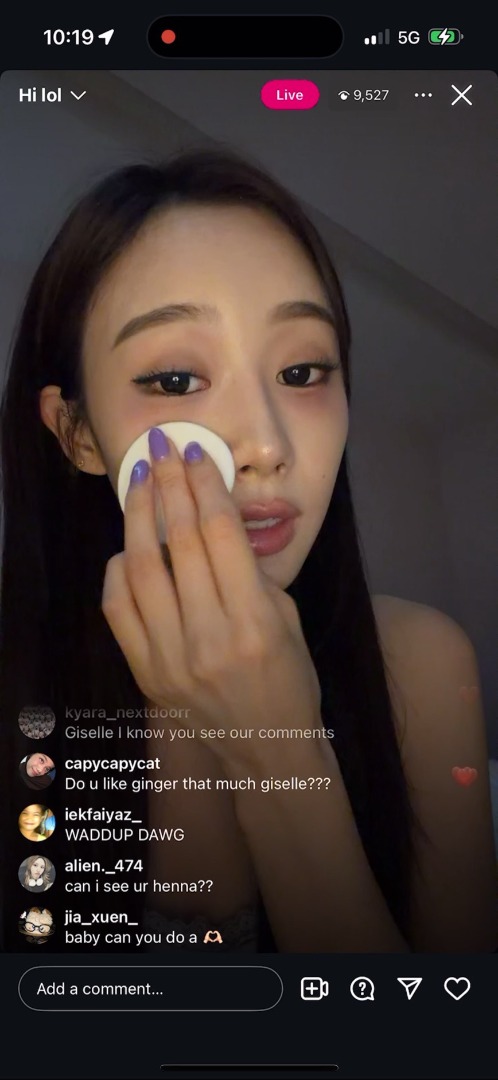 นาทีนี้ K-Beauty มีหนาว! เมื่อ “ตัวมารดา aespa” คอมพลีทลุค Cloud Skin ด้วยแป้งไทยหลักร้อย!