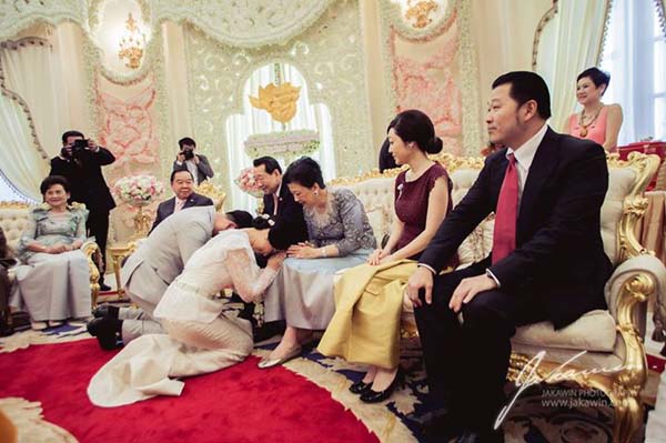 งานหมั้น บี แตน