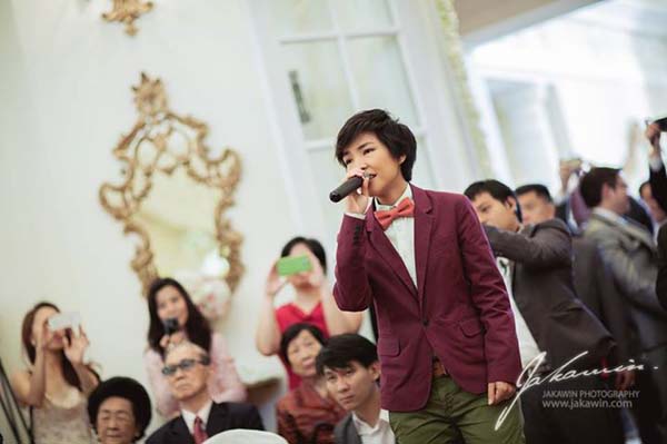 งานหมั้น บี แตน
