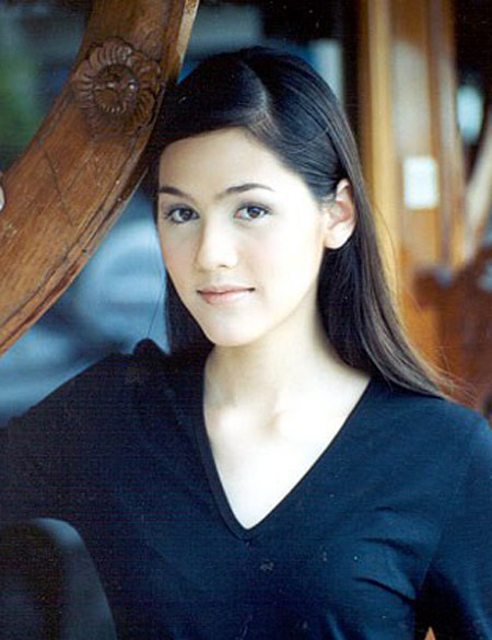 ชมพู่ อารยา