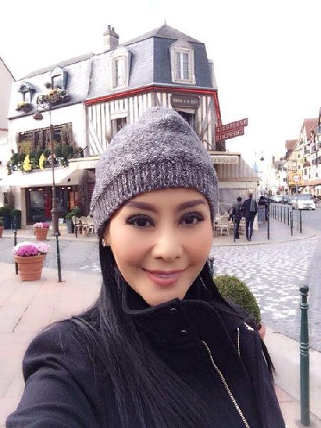 ปูดำ สรารัตน์