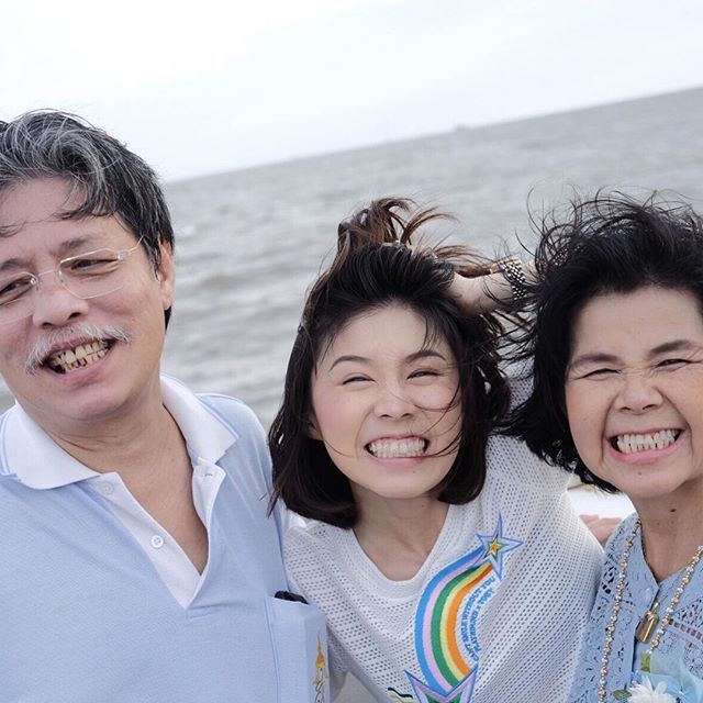 'แพร - ป่าน' สองสาวพี่น้องนักเดินทาง สุดแนว