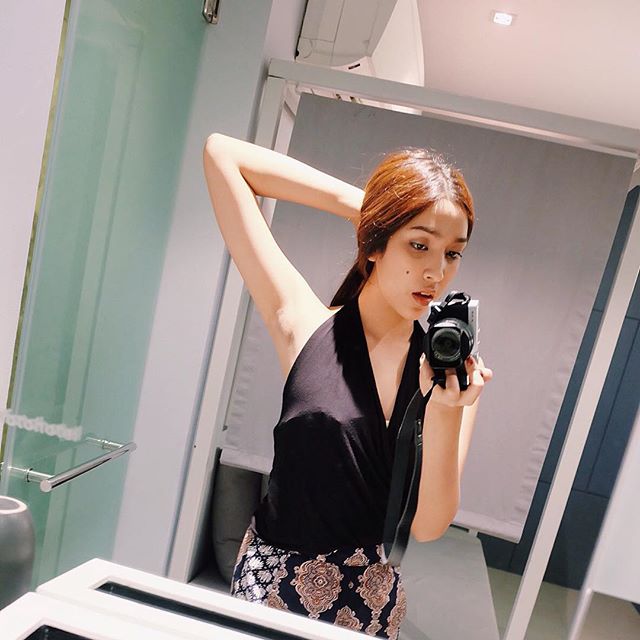 ยิ้ม ชาวิกา