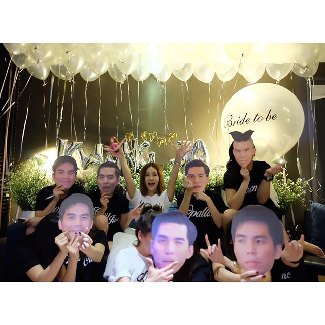 ดีเจเผือก จ๋า