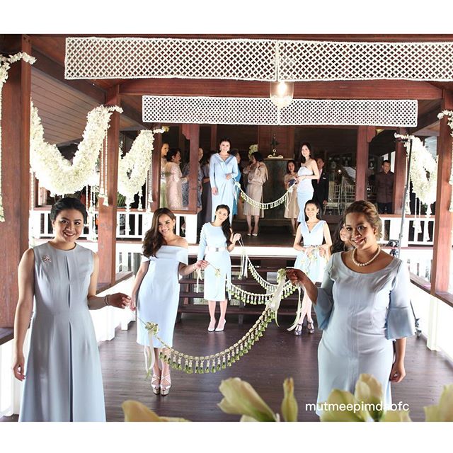 มัดหมี่ แต่งงาน