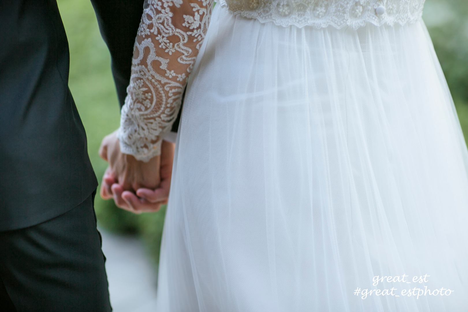 มัดหมี่ แต่งงาน