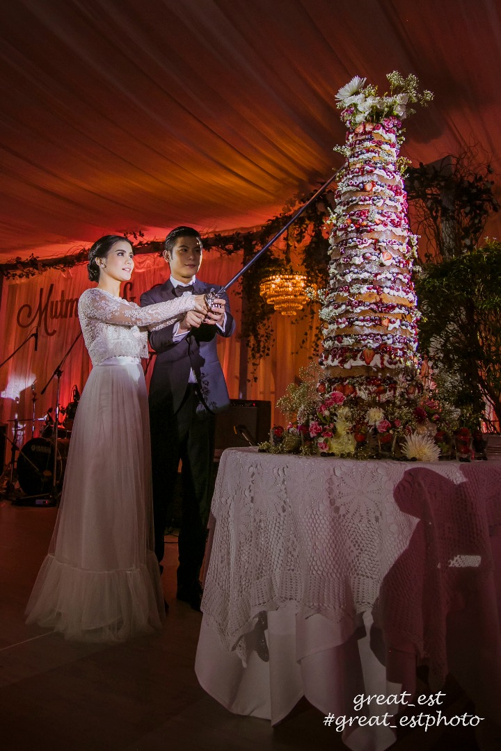 มัดหมี่ แต่งงาน