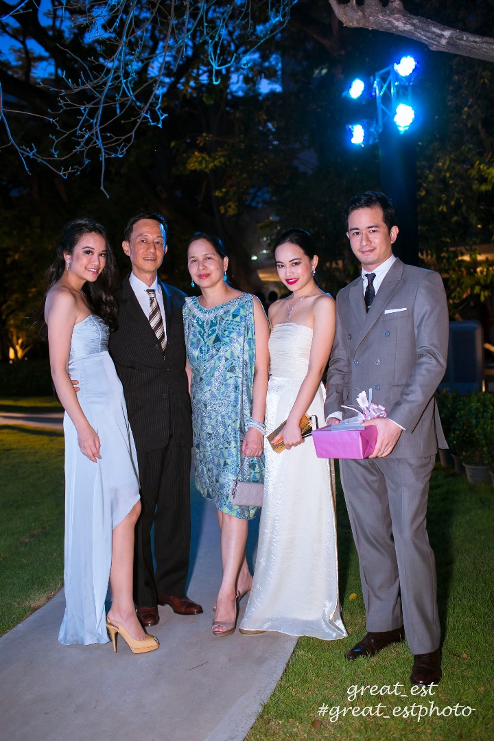 มัดหมี่ แต่งงาน