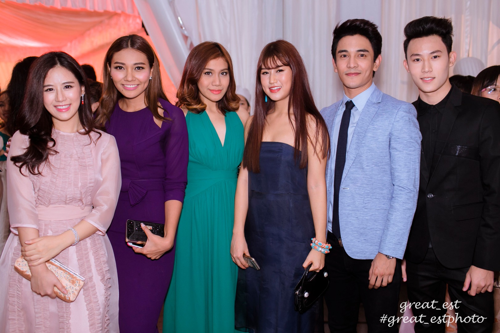 มัดหมี่ แต่งงาน