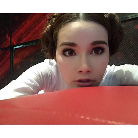 หญิง รฐา