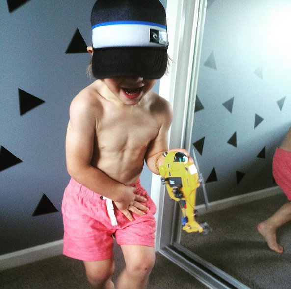 ซิกแพคเด็ก