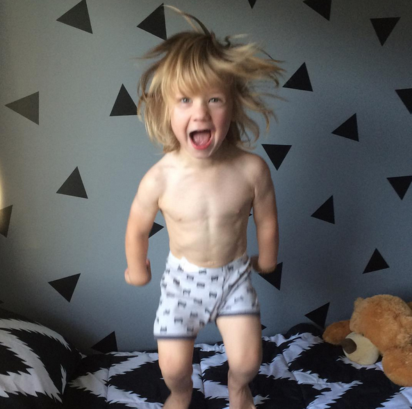 ซิกแพคเด็ก