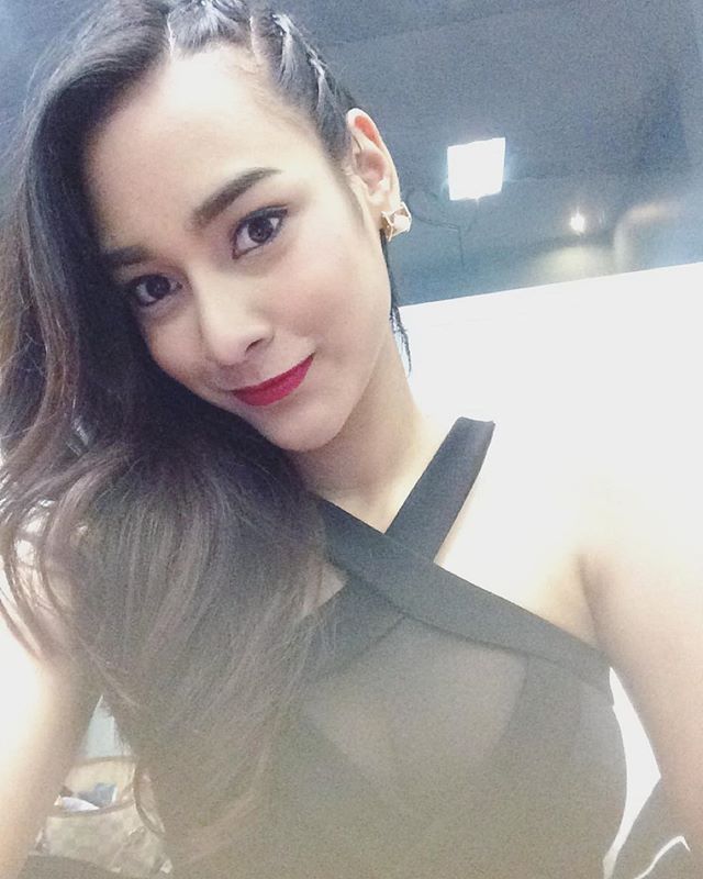 มิลา สงครามนางงาม